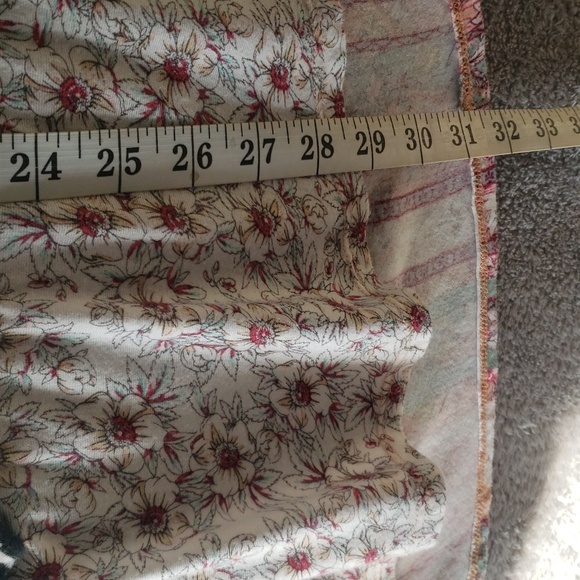 Unity World. Adorable Boho Tunic; Adjustable Sleeves; Notched Neckline; Size 1X - Picture 9 of 16